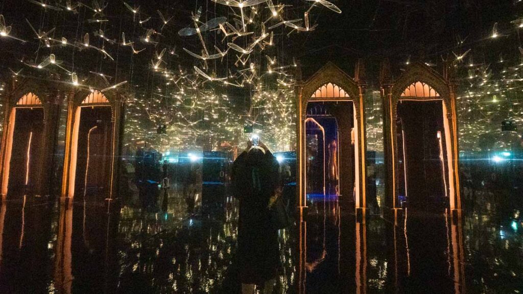 The Winged Key Room · SG Exclusive