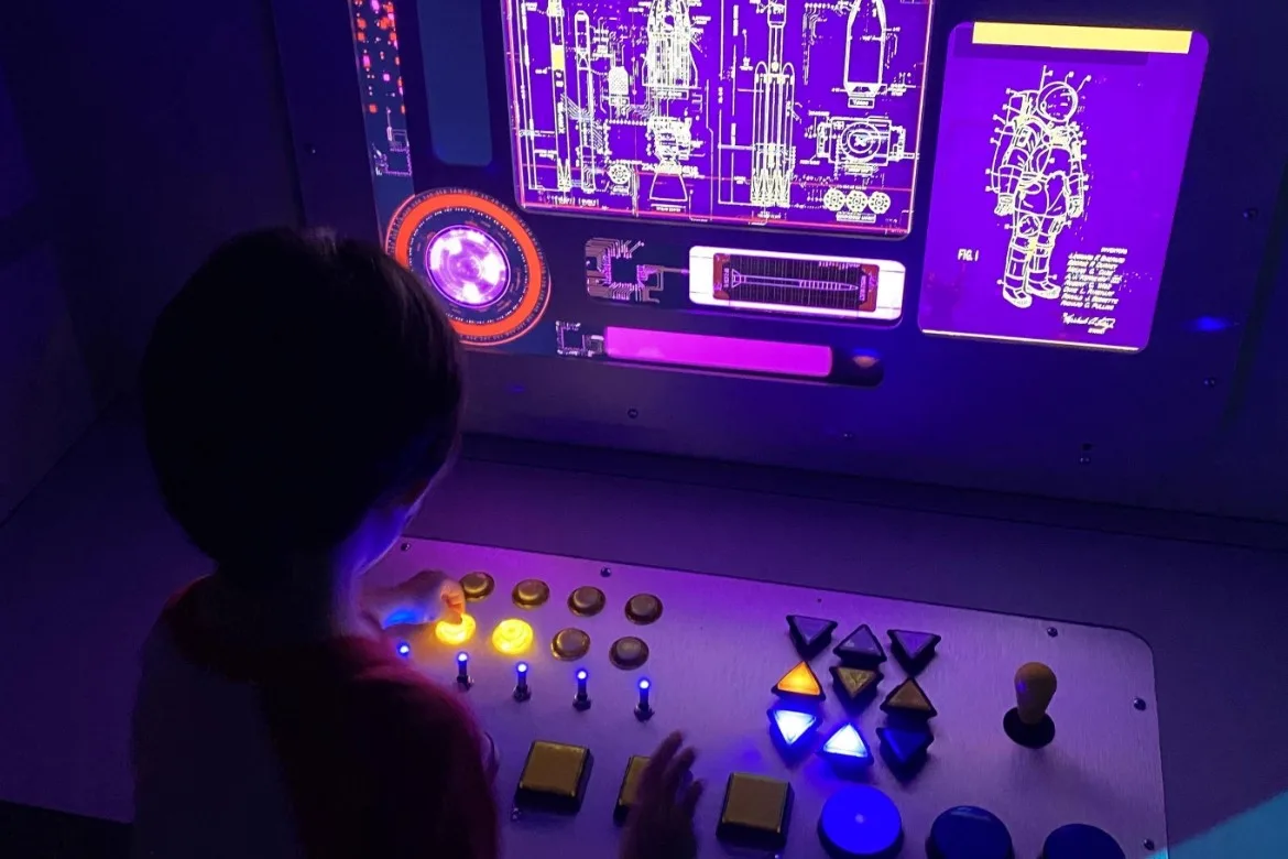 Deep Space · Asteroid Field